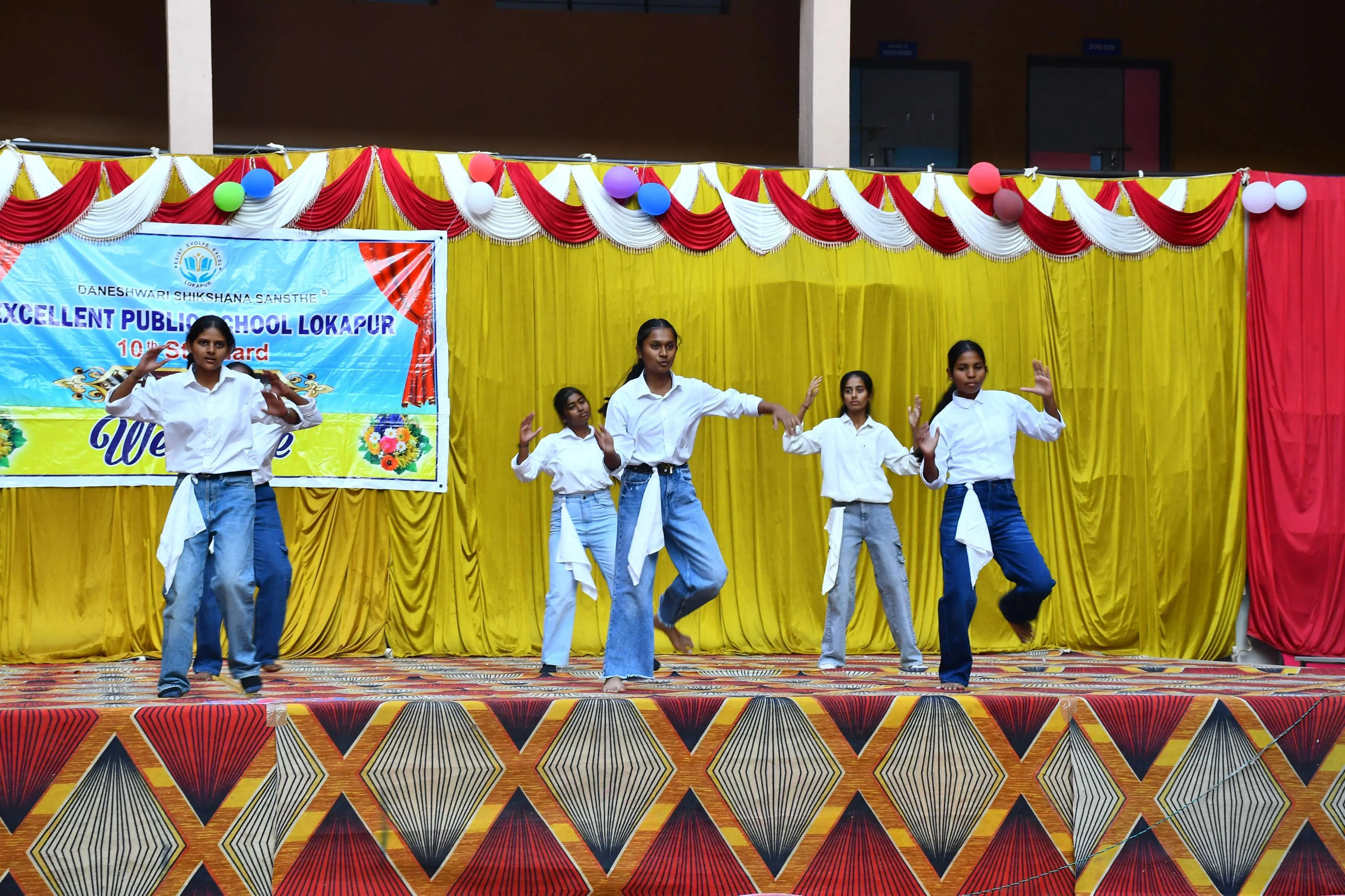 Excellent Public School Lokapur